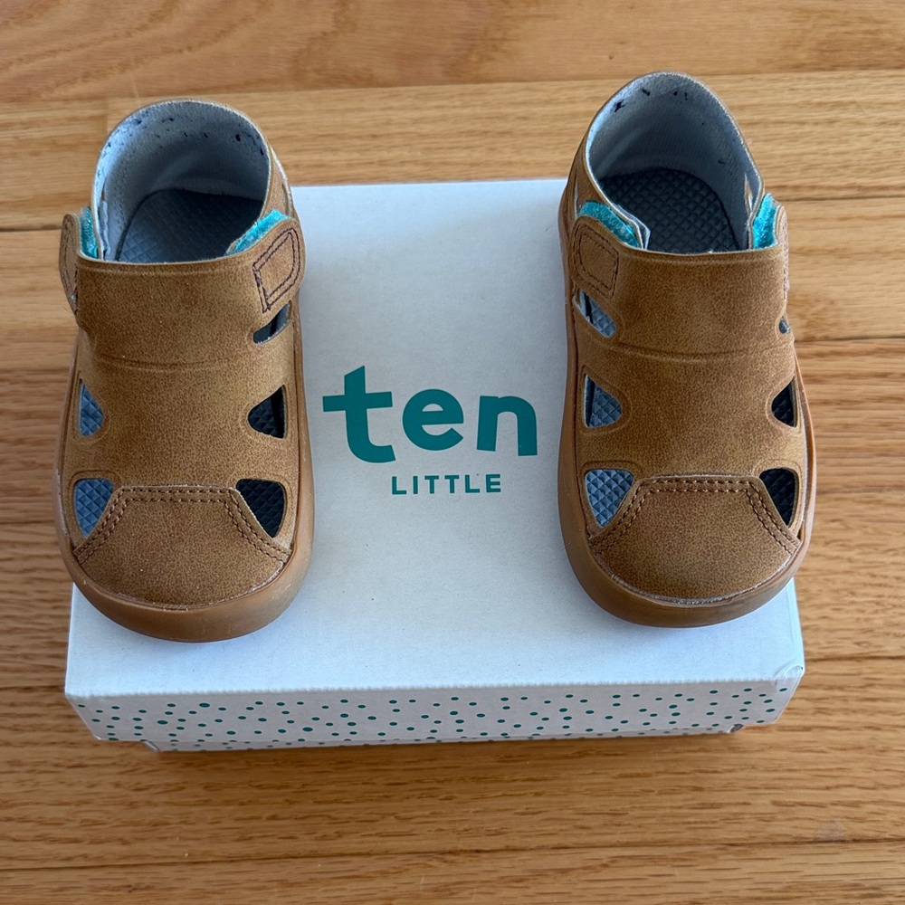 Ten Little Everyday Sandal size 5